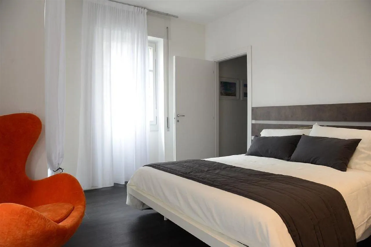 Art Design Appartamento Con Terrazzo By Logicasa Lake Como Apartment