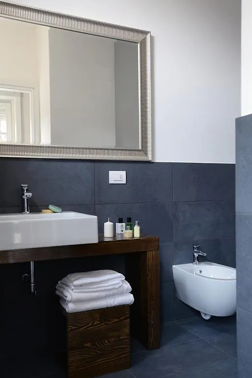 Apartment Art Design Appartamento Con Terrazzo By Logicasa Lake Como