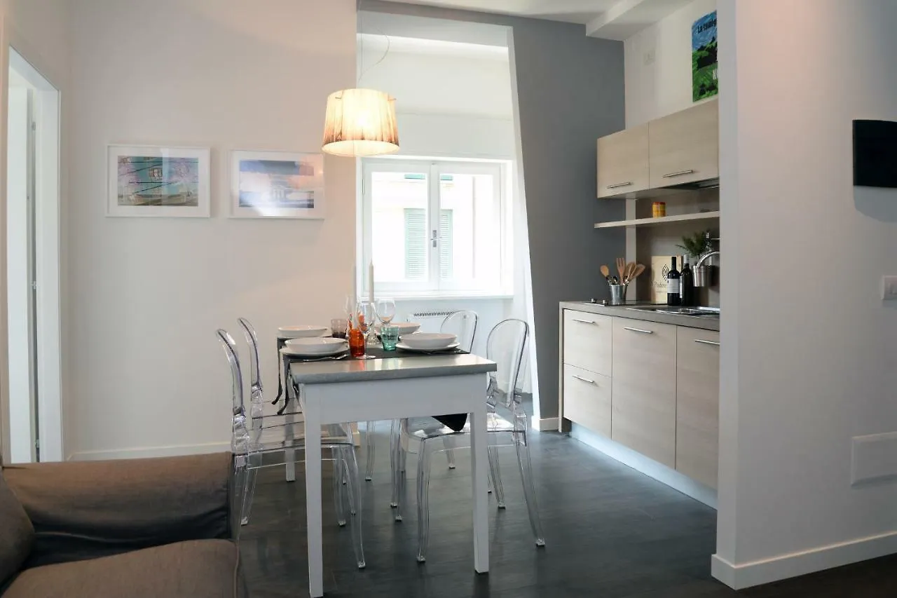 Apartment Art Design Appartamento Con Terrazzo By Logicasa Lake Como Italy